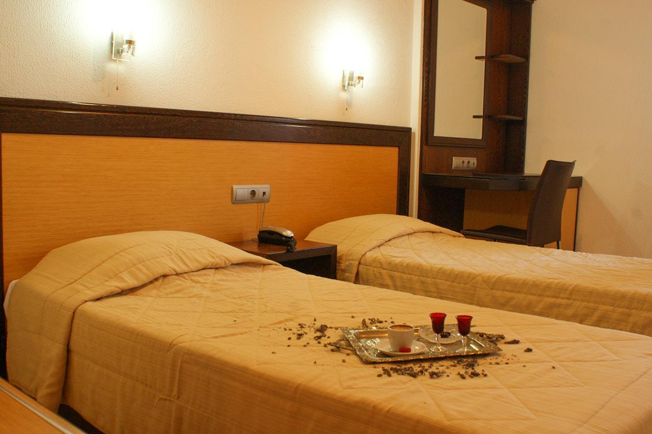 Aposperides Hotel Livádi Kithíron Kültér fotó