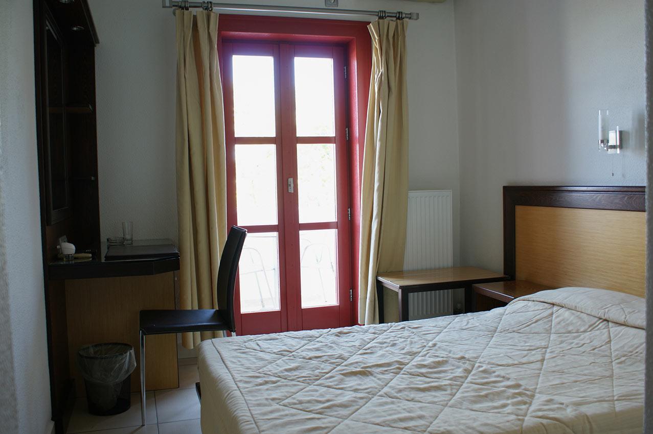 Aposperides Hotel Livádi Kithíron Kültér fotó