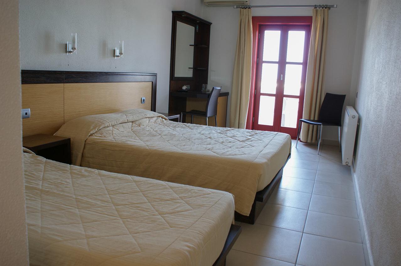 Aposperides Hotel Livádi Kithíron Kültér fotó