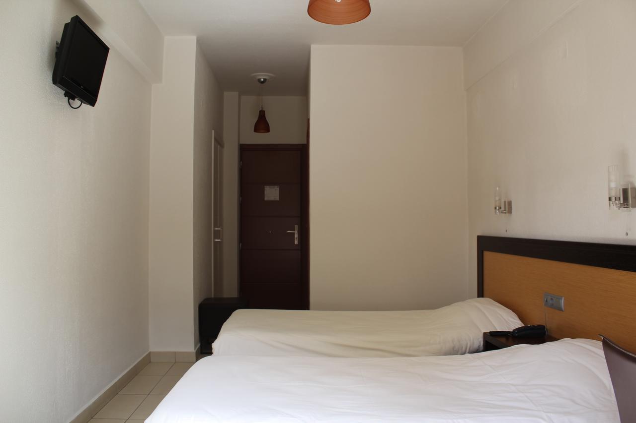 Aposperides Hotel Livádi Kithíron Kültér fotó