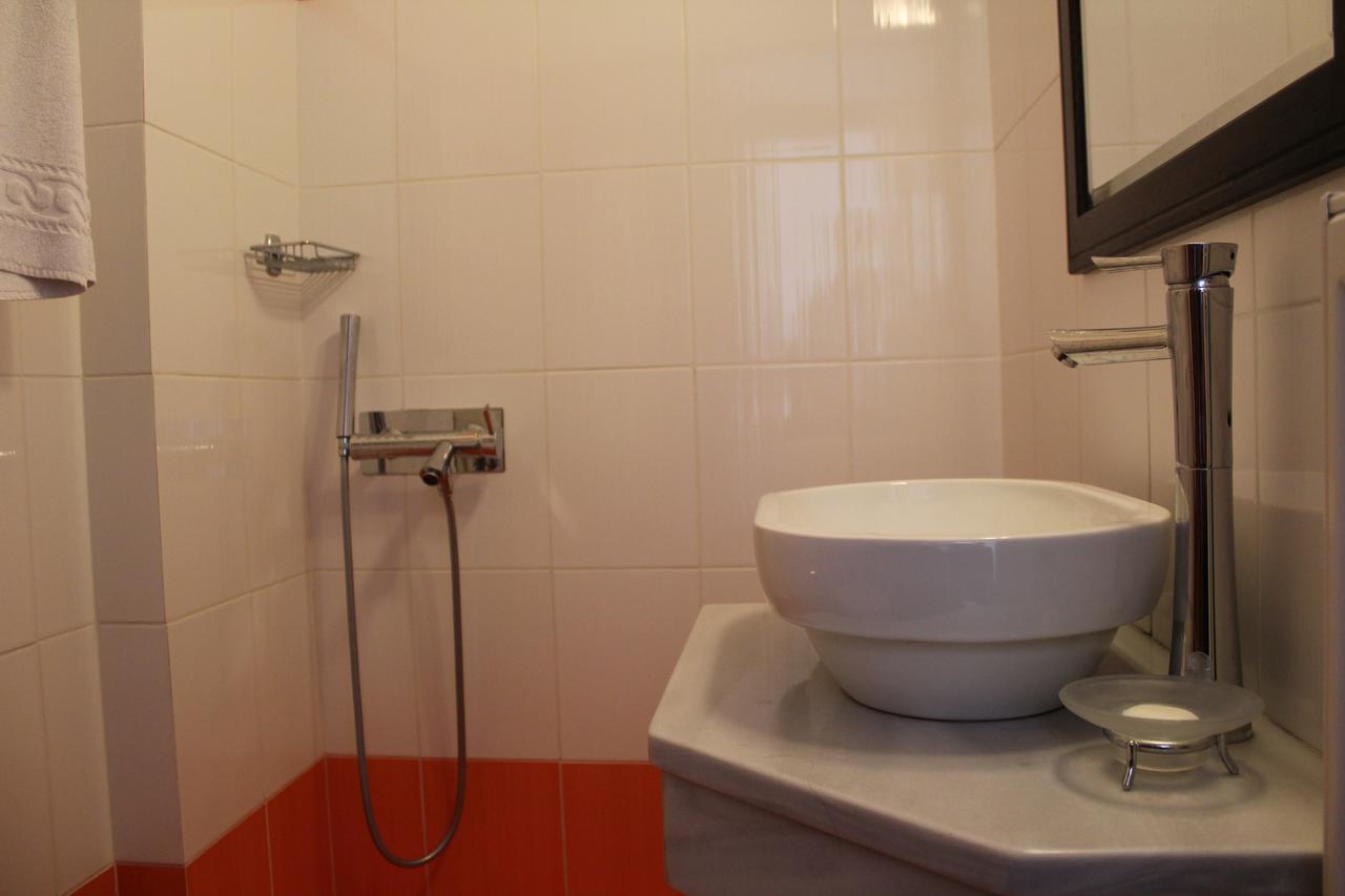 Aposperides Hotel Livádi Kithíron Kültér fotó