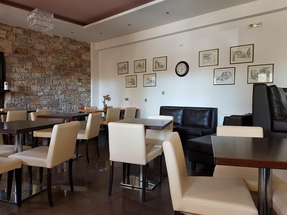 Aposperides Hotel Livádi Kithíron Kültér fotó
